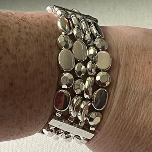 Avon Multirow Beaded Stretch Bracelet – Silvertone